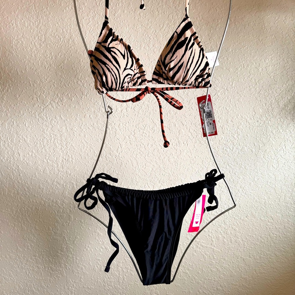 Zebra print bikini by Xhilaration SZ small